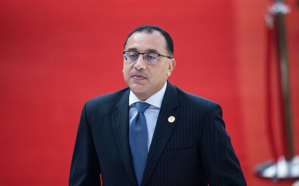 رئيس الوزراء المصري يمد وقف العمل بضريبة الأطيان الزراعية لمدة عام إضافي